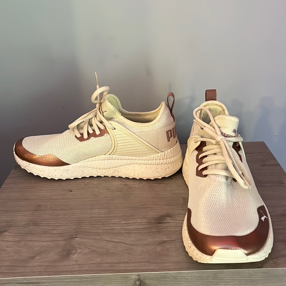 puma running shoes
